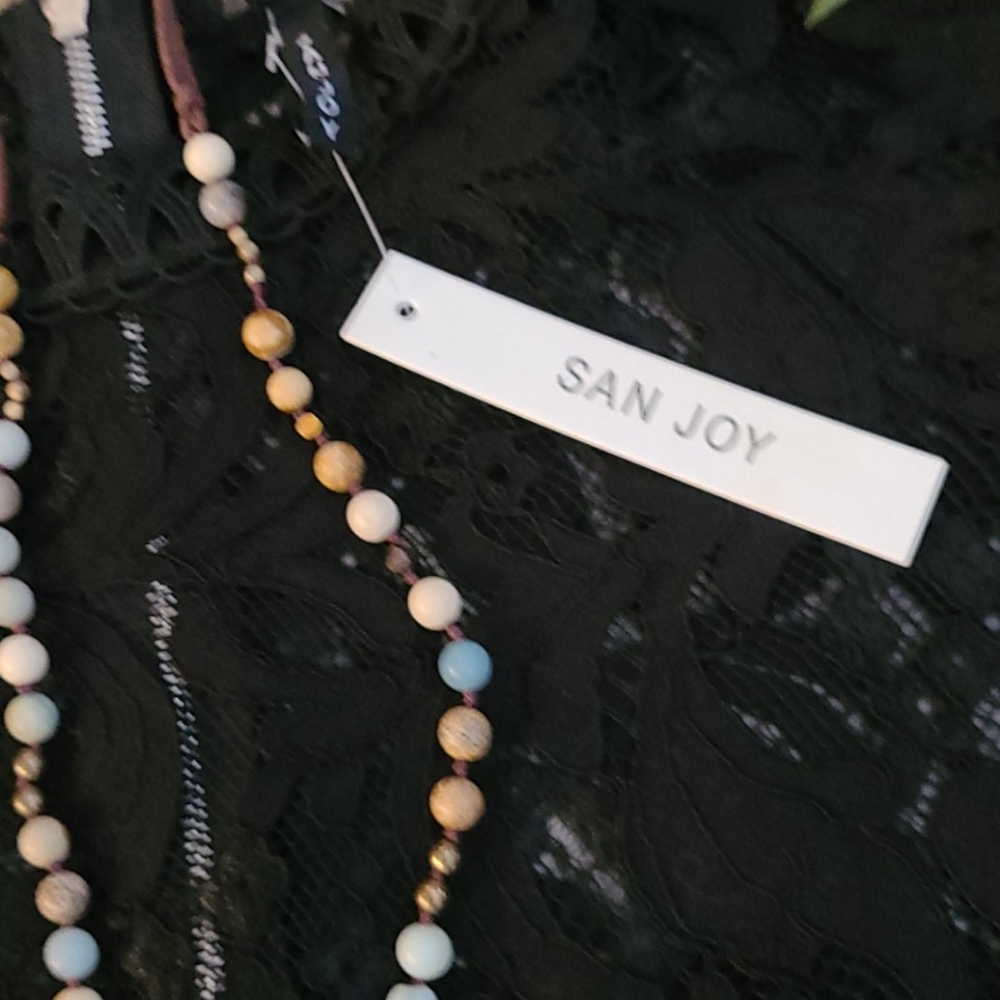NWT BO HO LACE BELL SLEEVE S, BLACK BY SAN JOY. - Picture 6 of 15